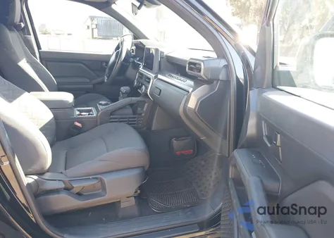 2024 Toyota Tacoma Sr5 4Wd z USA, uszkodzony, nr VIN 3TYLB5JN4RT004792